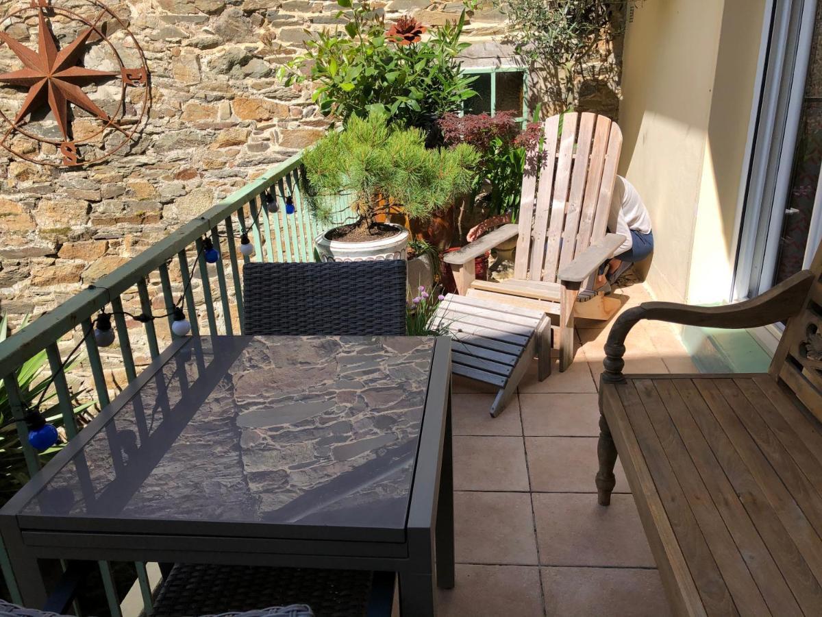 Appartement De 1634 Avec Balcon Au Sud Sur Jardin En Plein Coeur Historique Treguier Luaran gambar
